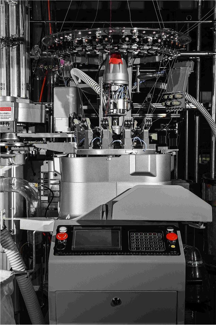 Fully Computerized Single Cylinder Knitting & Sewing Machine